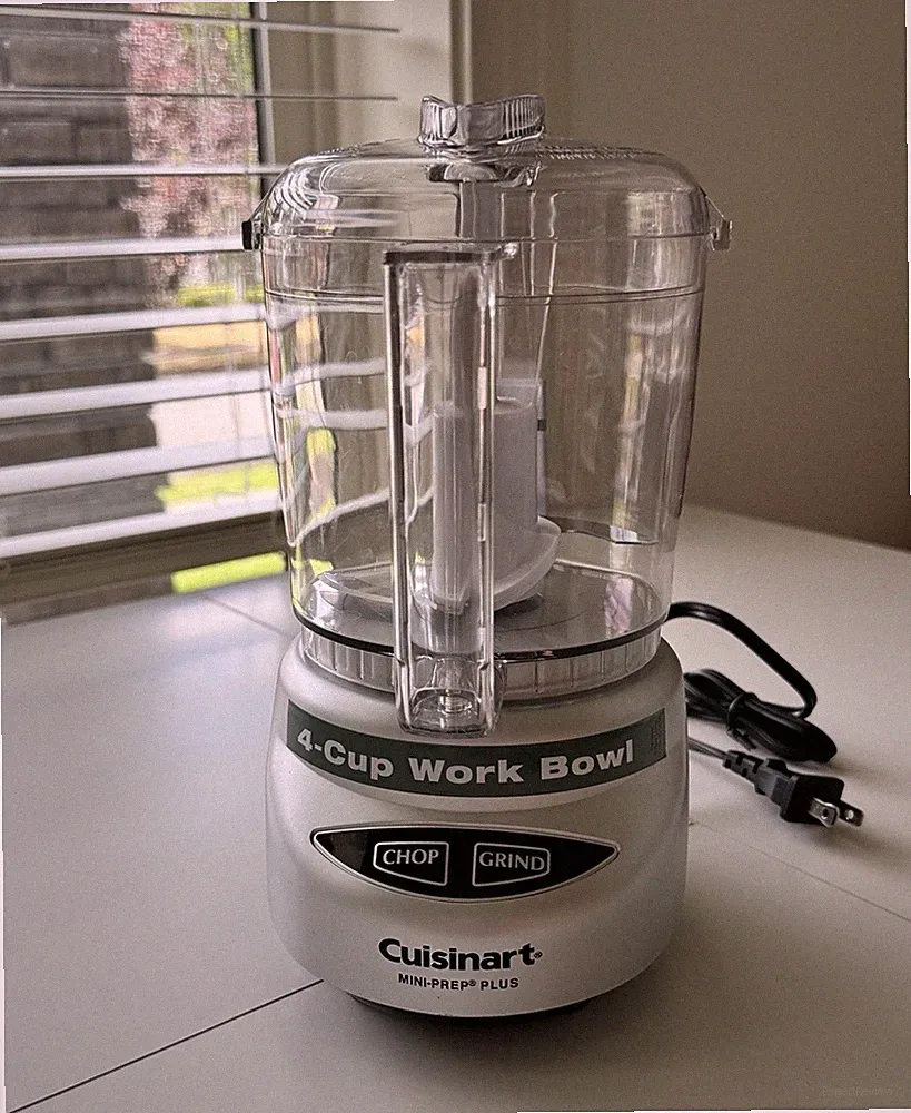 Cuisinart Mini-Prep Plus DLC-4CHB 4-Cup Food Processor Chopper Grinder 250W NEW