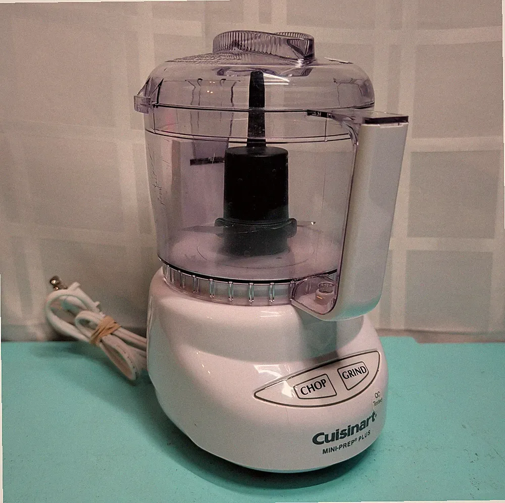Cuisinart Mini-Prep Plus Food Processor DLC-2 White Chopper Grinder Tested Works