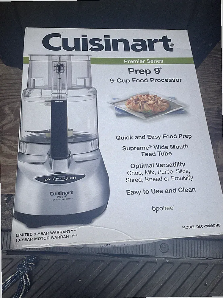Cuisinart Prep 9 Cup Food Processor Brushed Stainless Finish DLC-2009CHB - NEW!!