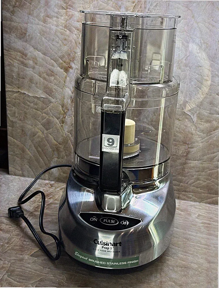 Cuisinart Prep 9 DLC-2009CHB 9-Cup Food Processor Stainless Complete w/ Box