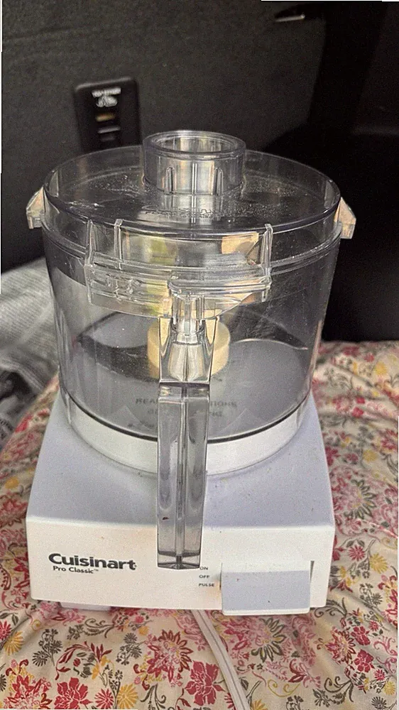 Cuisinart Pro Classic 7-Cup Food Processor, All Accessories, Manual New