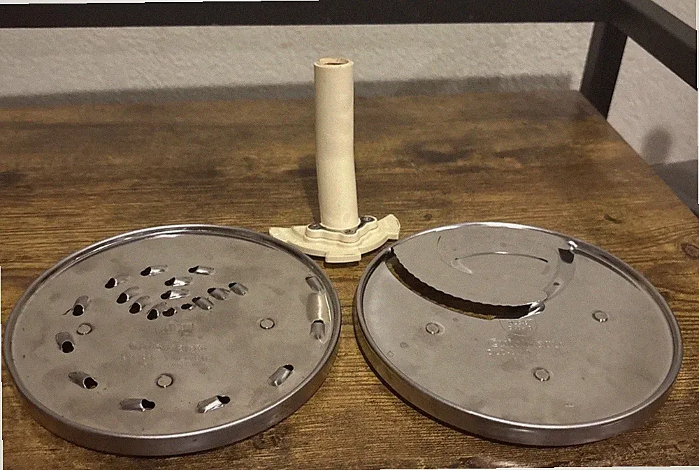Cuisinart Pro Classic DLC-10S Food Processor Accessories Disc Blades Stem Dough