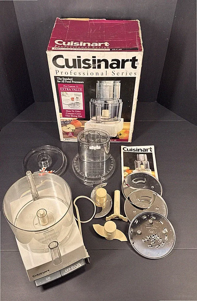 Cuisinart Pro Custom 11 DLC-8S 11 Cup Food Processor Tested/Works Read