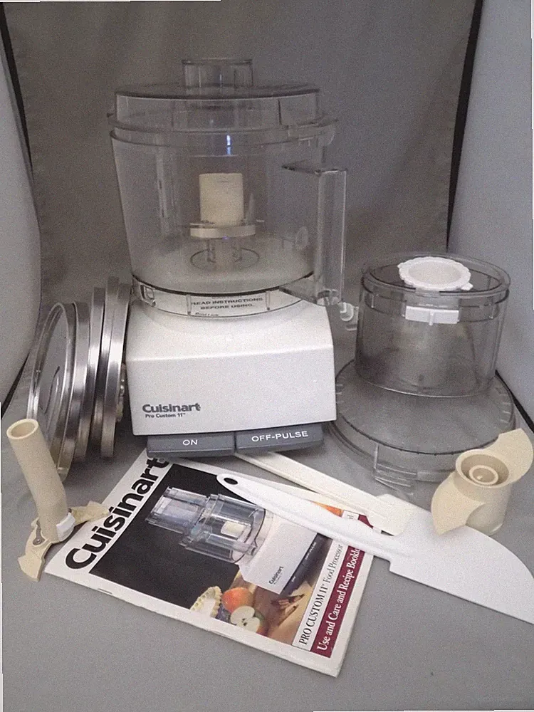 Cuisinart Pro Custom 11 Food Processor DLC-8S and Accessories WORKS!