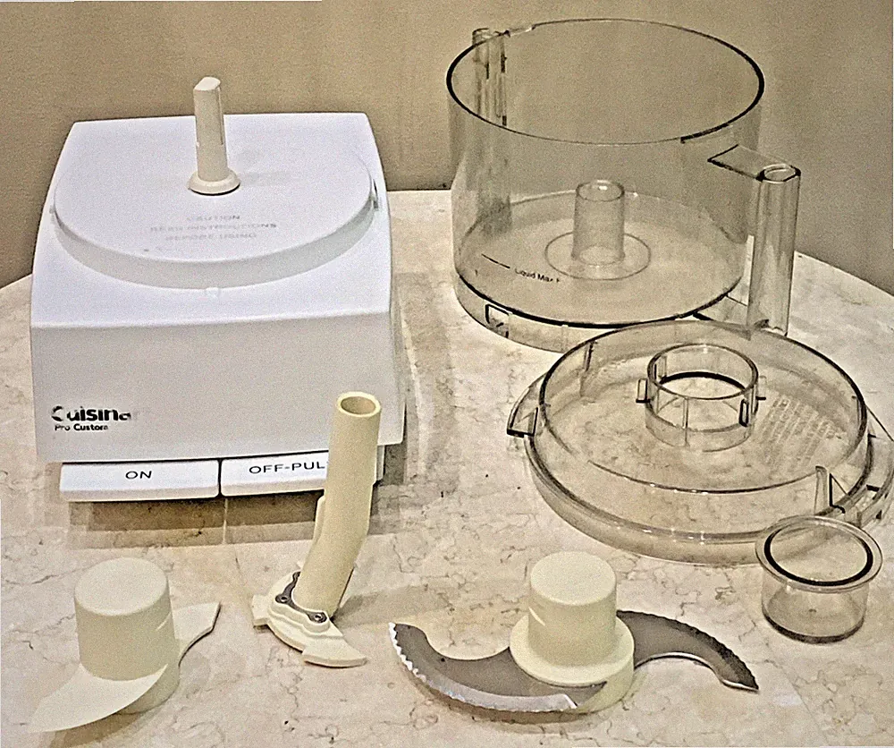 Cuisinart Pro Custom 11 Food Processor DLC-8S Beige TESTED & WORKING