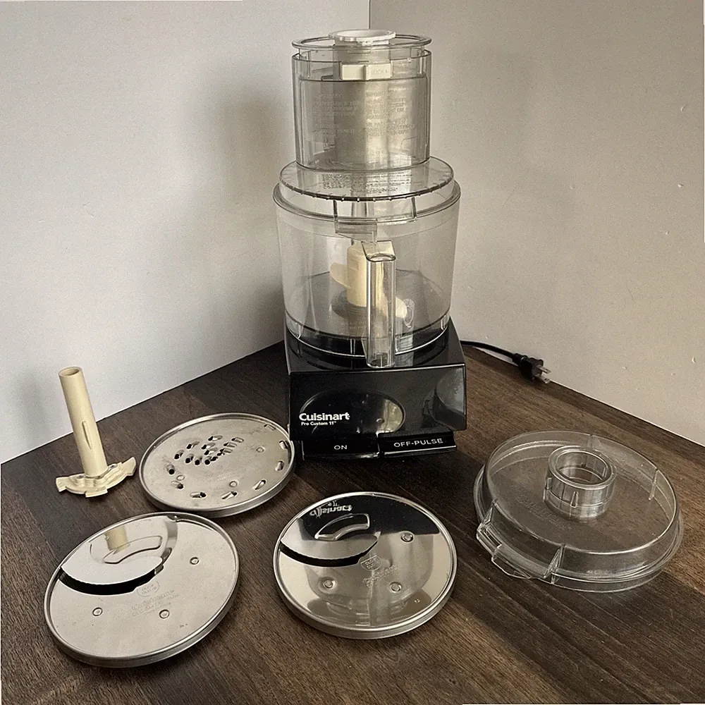 Cuisinart Pro Custom 11 Food Processor DLC-8S Black w/Accessories