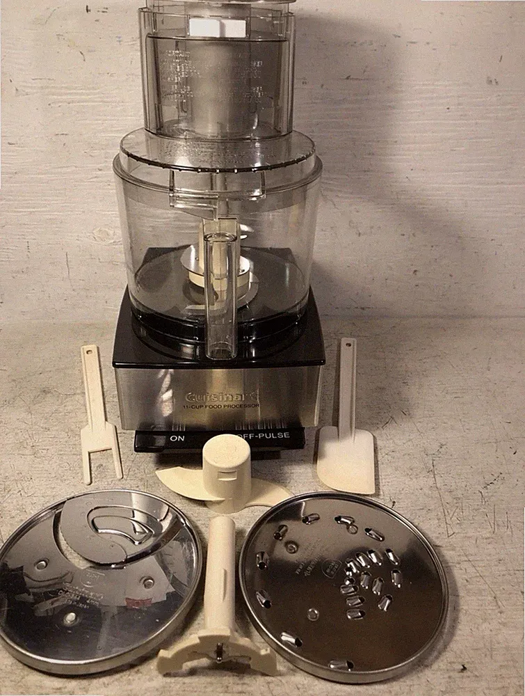 Cuisinart Pro Custom 11 Food Processor Silver with Accessories Tested Working