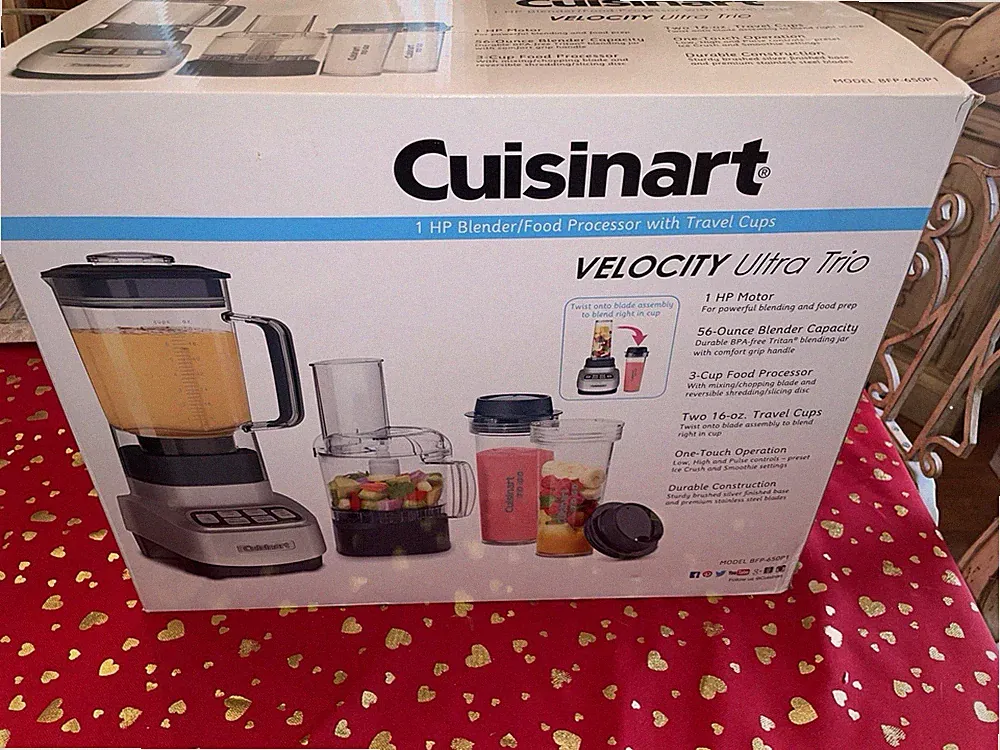 Cuisinart VELOCITY Ultra Trio 1 HP Blender Food Processor with Travel Cups