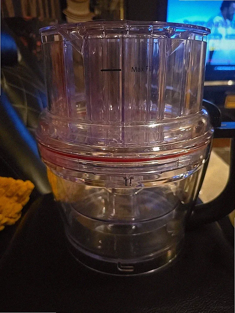 Food Processor Bowl, Lid, Pusher See The Attached Pictures-replacement Parts