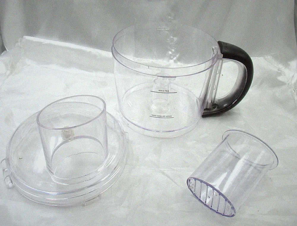 Food Processor Work Bowl PARTS Black Handle Lid and Pusher Pro 2 Black & Decker