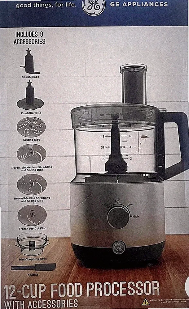 GE Food Processor 12 Cup 550 watt motor New open box