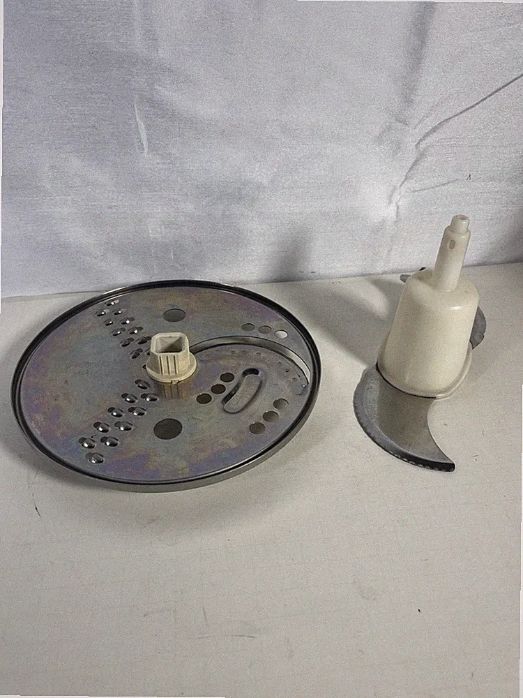 Hamilton Beach Big Mouth Food Processor 70590 Blade w/ Slicing Shredding Blade