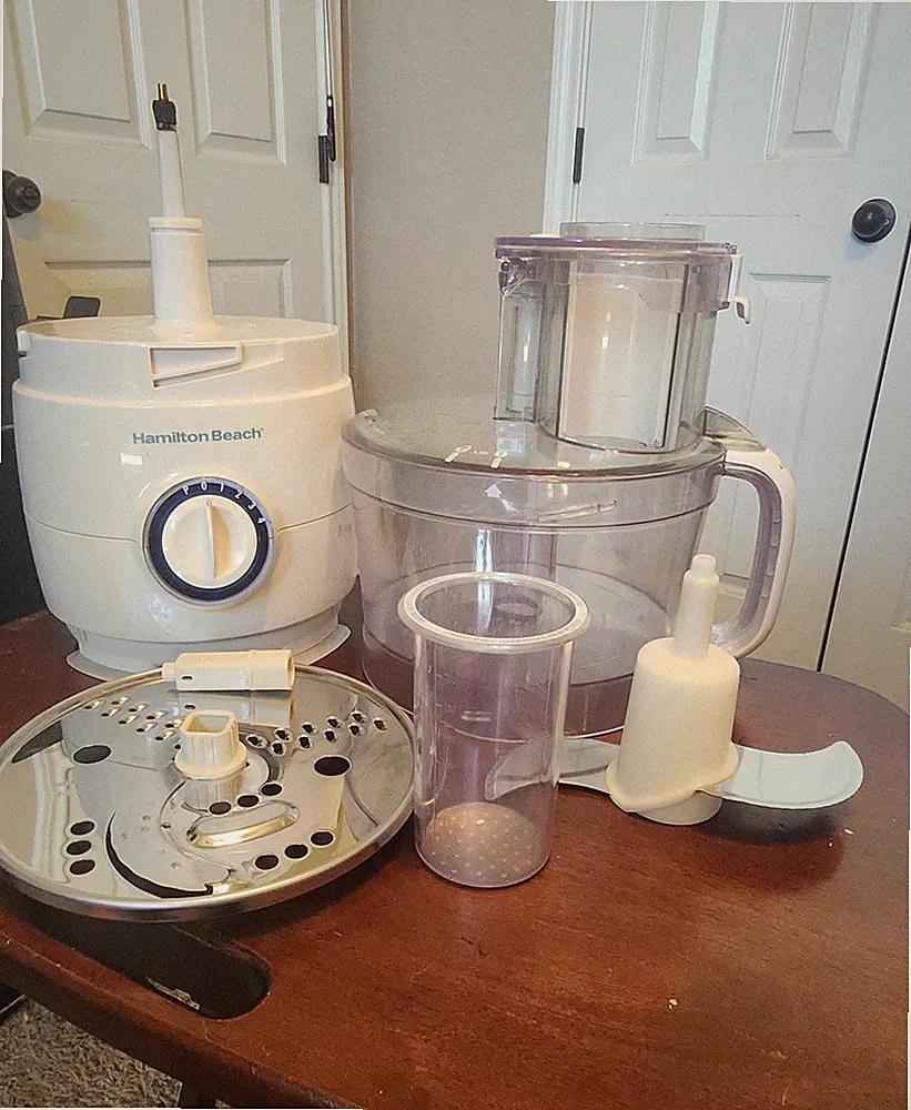 Hamilton Beach Big Mouth Pro 14 Cups Food Processor 70590