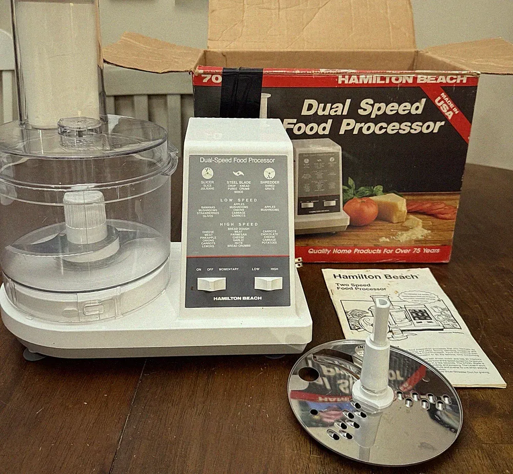 Hamilton Beach Food Processor 702W Dual Speed Slicer Shredder Vintage With Box