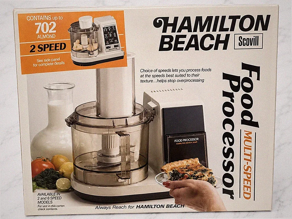 Hamilton Beach Scovill 702 Full-Size Food Processor 2-Speed Almond w/ Discs