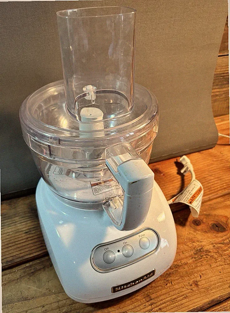 Kitchen Aid 9-Cup Food Processor Model KFP740QWH1