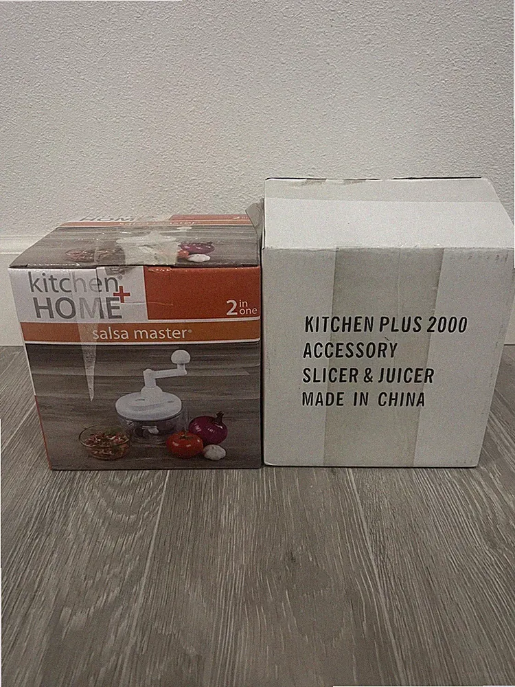 Kitchen Plus Salsa Maker, Food Processor, Chopper, Blender, Slicer, Juicer 9pcs