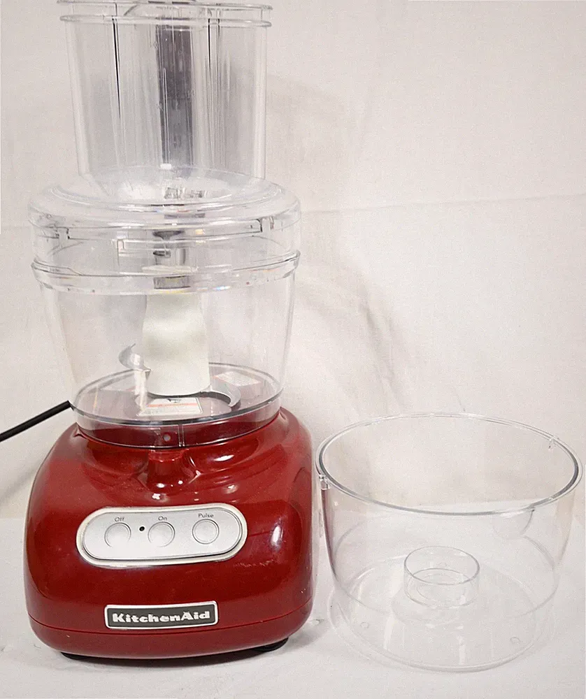 KITCHENAID 12-CUP FOOD PROCESSOR Model KFPW761GC0 Red