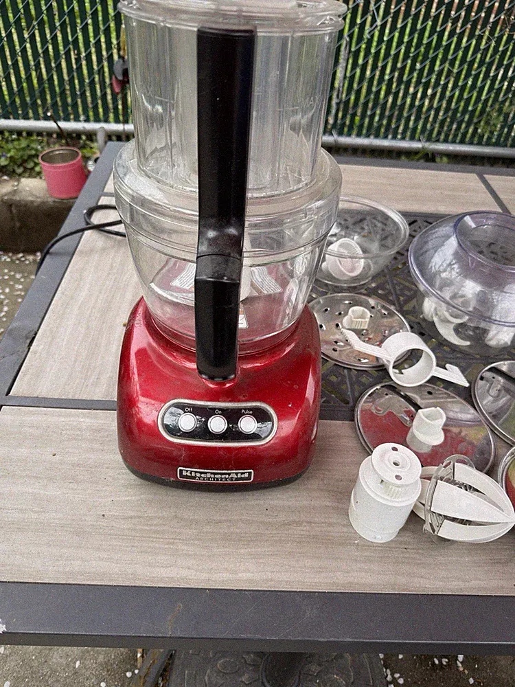 KITCHENAID 12-CUP FOOD PROCESSOR Red