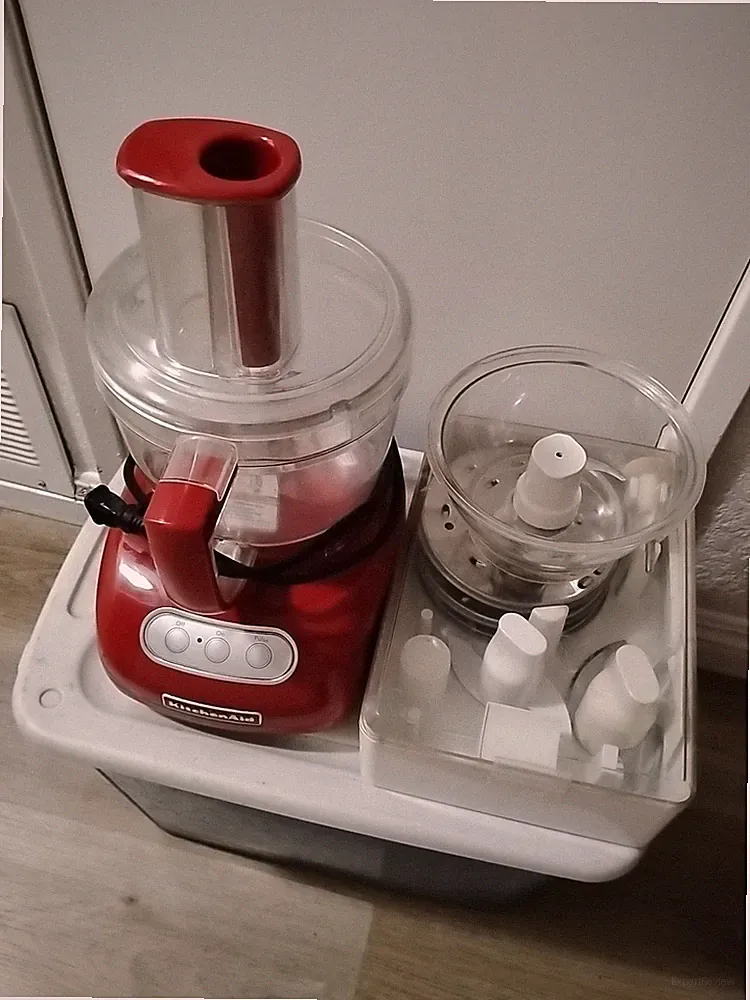 Kitchenaid 13-Cup Food Processor w/ Blades, Bowl and Slicing Discs XLNT RED grip