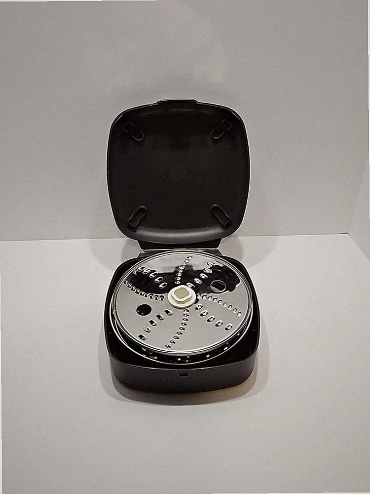 KitchenAid Adjustable Slicing & Reversible Shredding Disc Set w/ Case –Very Good
