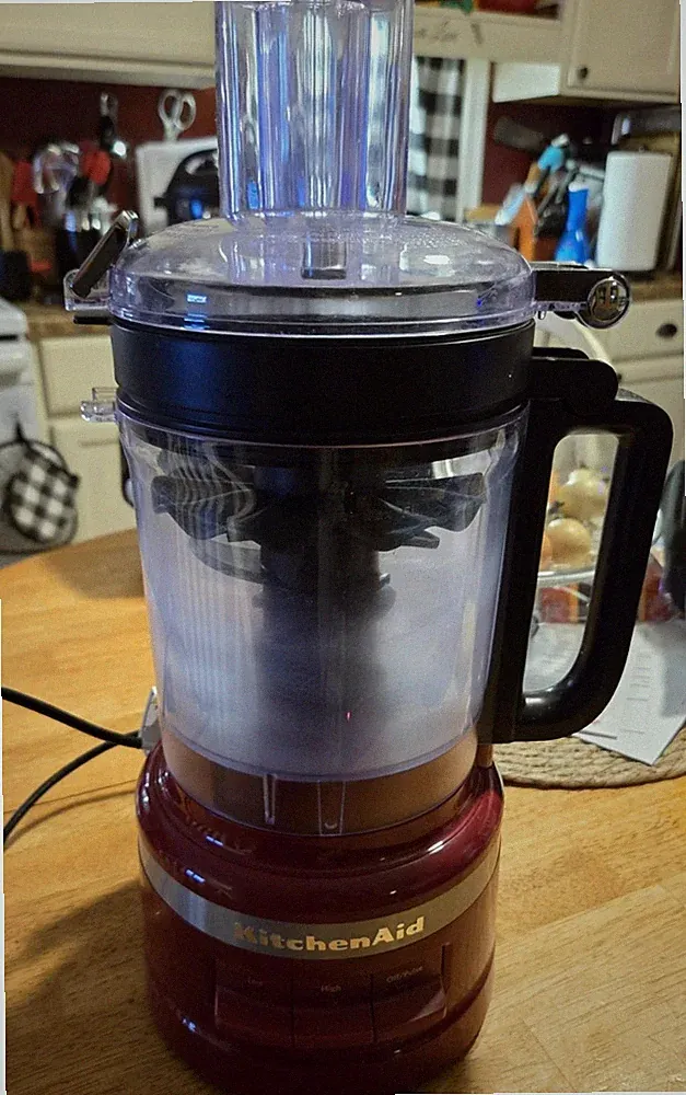 Kitchenaid food processor 9 cup Red With Attachments Shredder, Slicer, Dough