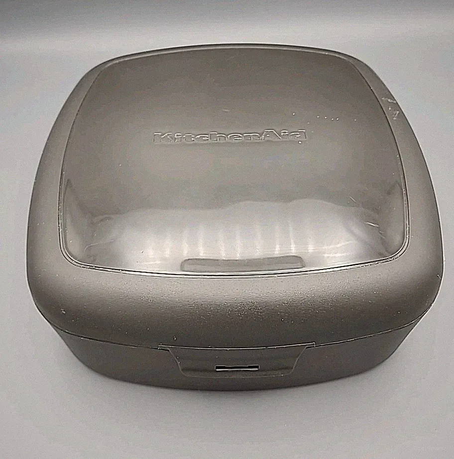 KitchenAid Food Processor Accessory Kit Two Blades in a Carry Case L/N