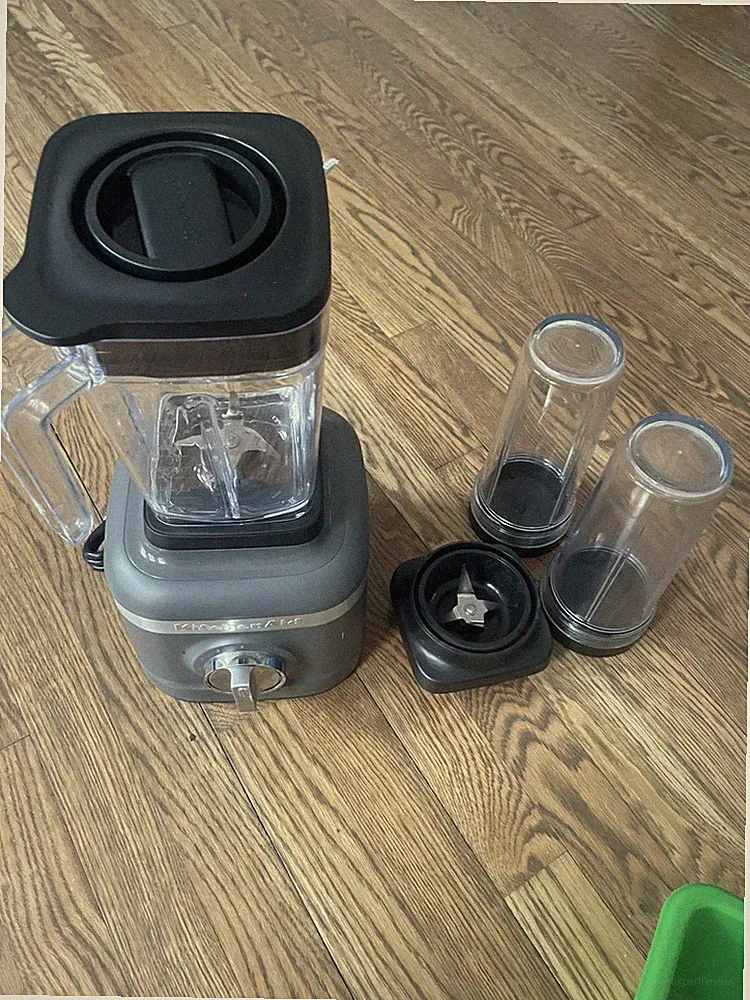 KitchenAid K150 3-Speed Ice Crushing Blender, 2 Personal Jars, Charcoal Grey