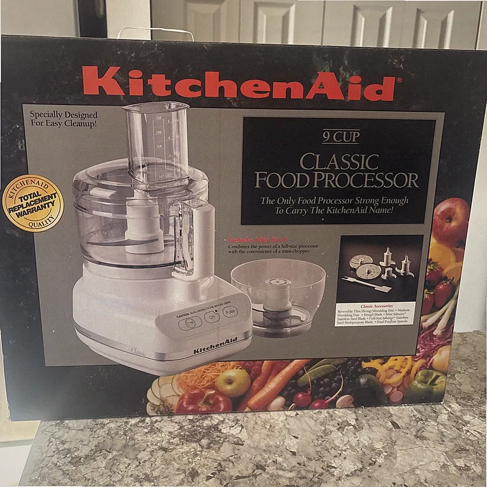 KitchenAid KFP500WH Classic 9 Cup Food Processor White Complete Set W/Box EUC