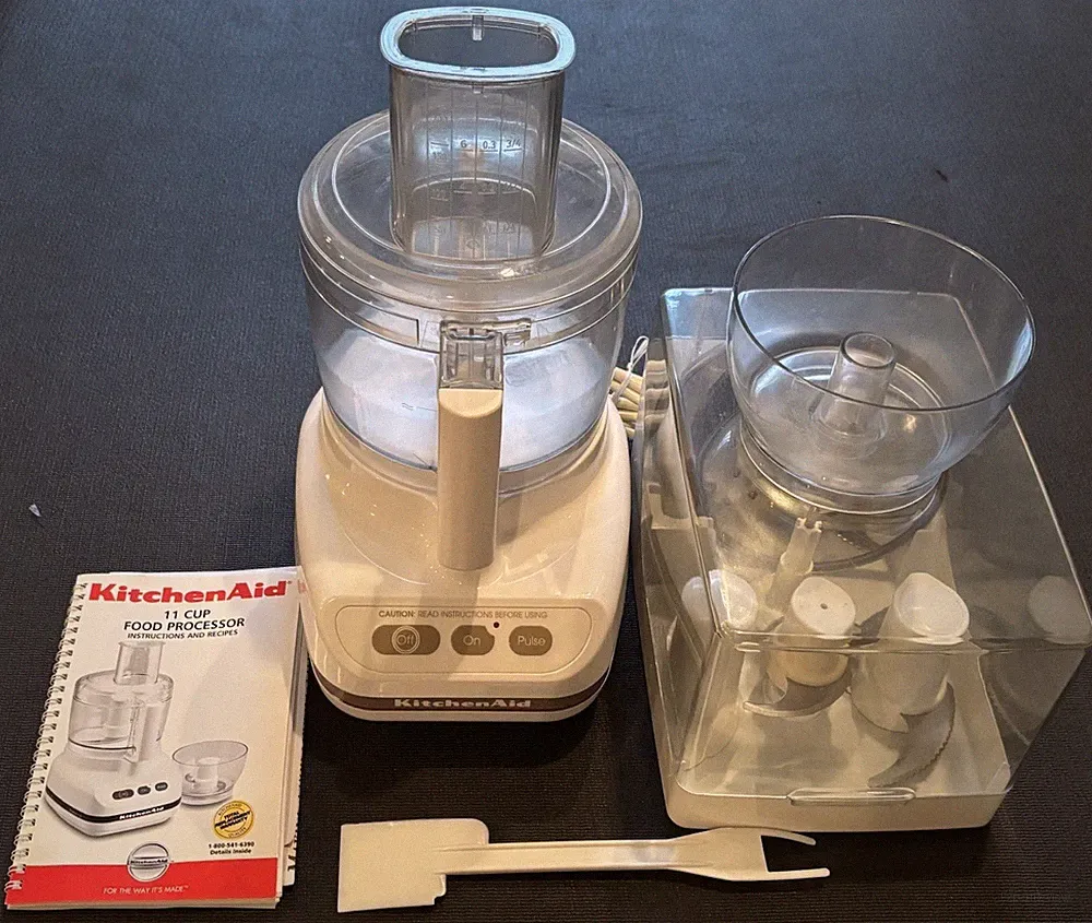 KitchenAid KFP600 Ultra Power Plus 11 Cup Food Processor Manual & Accessories