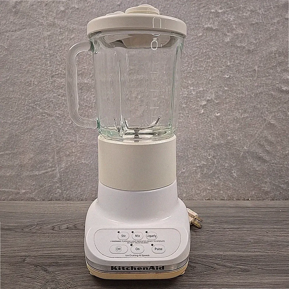 Kitchenaid White Countertop Blender Model KSB3WH Glass Jar Tested & Working