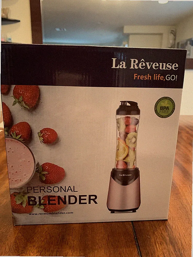 La Reveuse Personal Blender; Color Pink