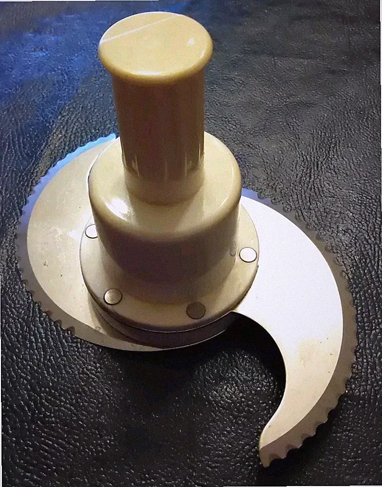 Mcgraw-Edison Toastmaster Food Processor Model 1100 Metal Chopping Blade