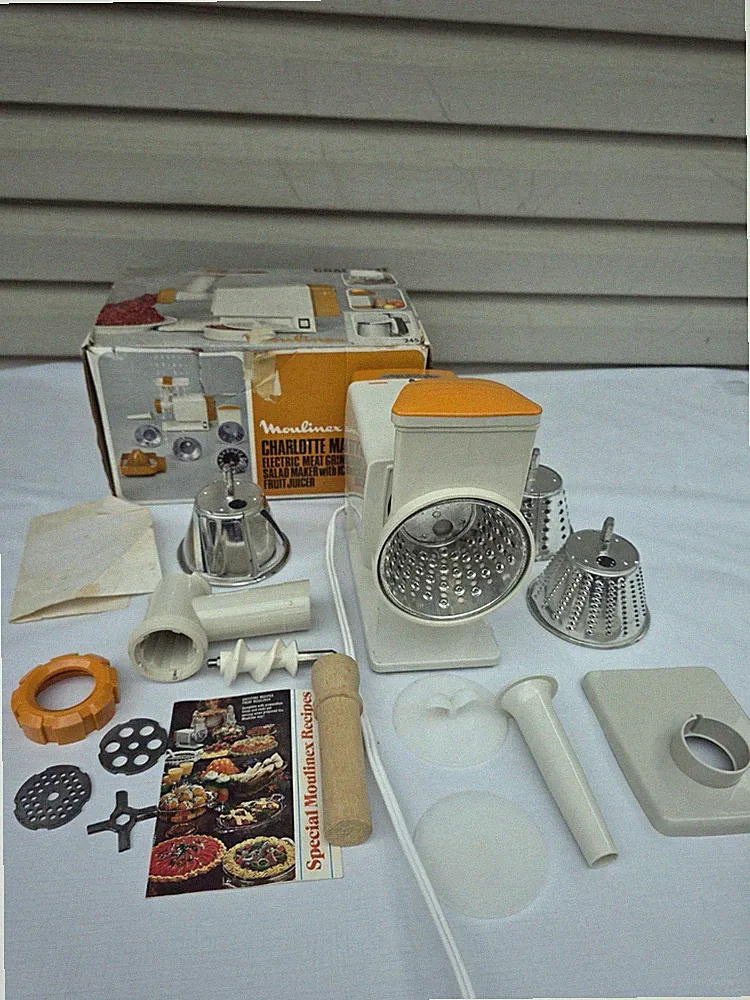 Moulinex Charlotte 308 Juicer Meat Grinder Salad Maker W/ Box & Manual