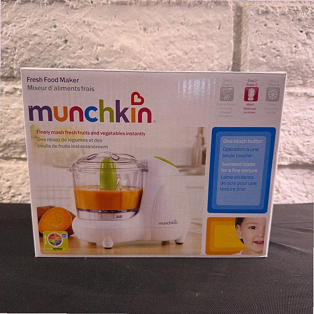 Munchkin Fresh Food Mini Maker Food Processor One Touch Button NIB TODDLER READ