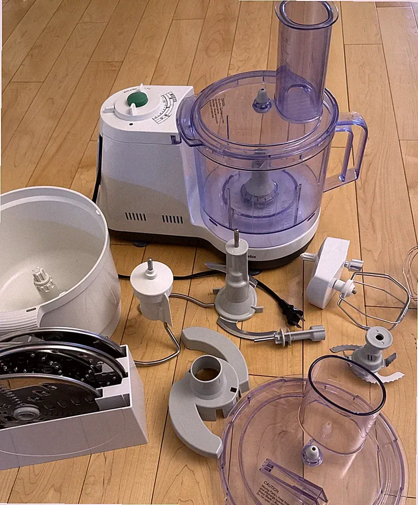 NEW ! Braun K1000 Type 3210 Food Processor Multisystem With Attachments
