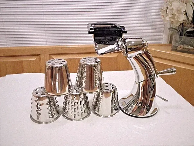 NEW! Lifetime West Bend Hand Food Processor Machine! FREE SHIPPING!
