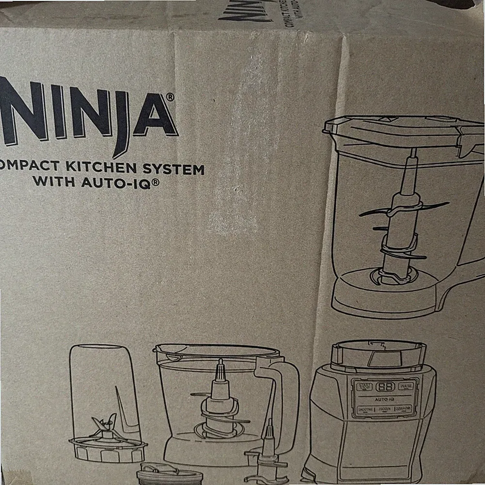 NEW open box Ninja Compact Kitchen System Blender Food Processor Combo AMZ493BRN