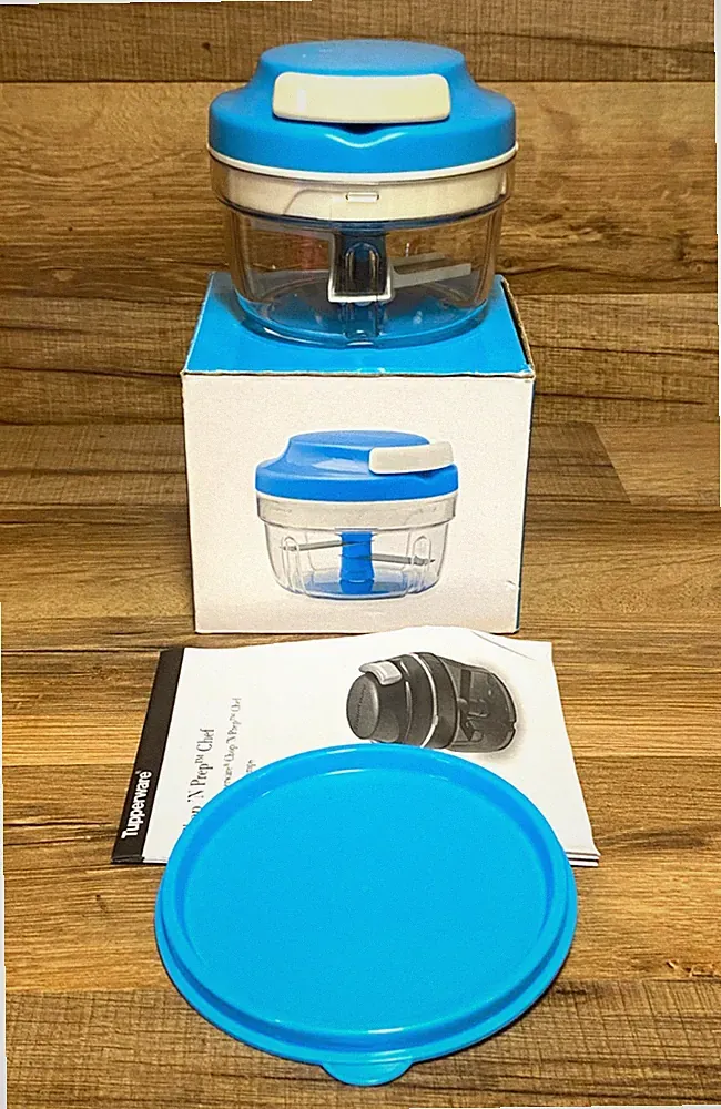 NEW - TUPPERWARE - CHOP N PREP CHEF - MINI FOOD PROCESSOR CHOPPER 6761A - BLUE