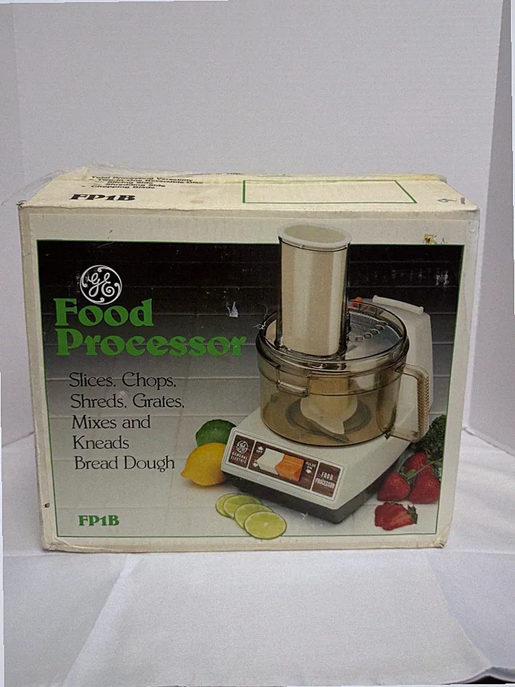 NEW UNUSED GE Food Processor Model FP1B Vintage General Electric