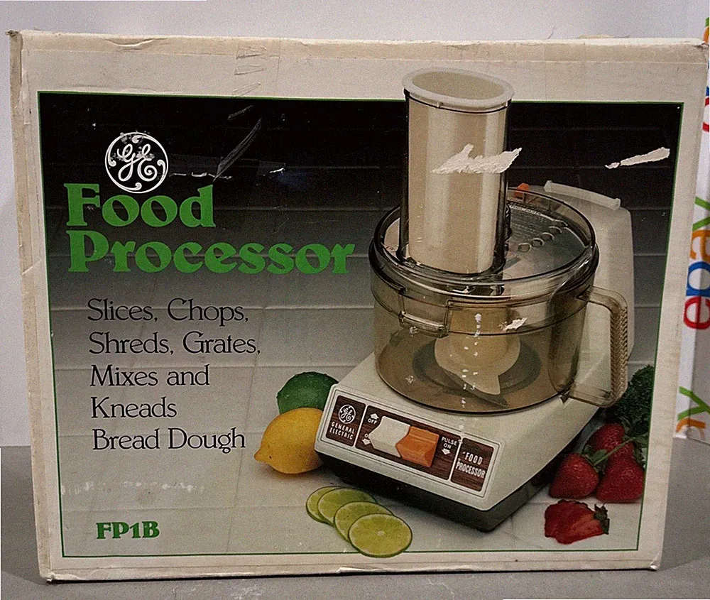 NEW UNUSED GE Food Processor Model FP1B Vintage General Electric