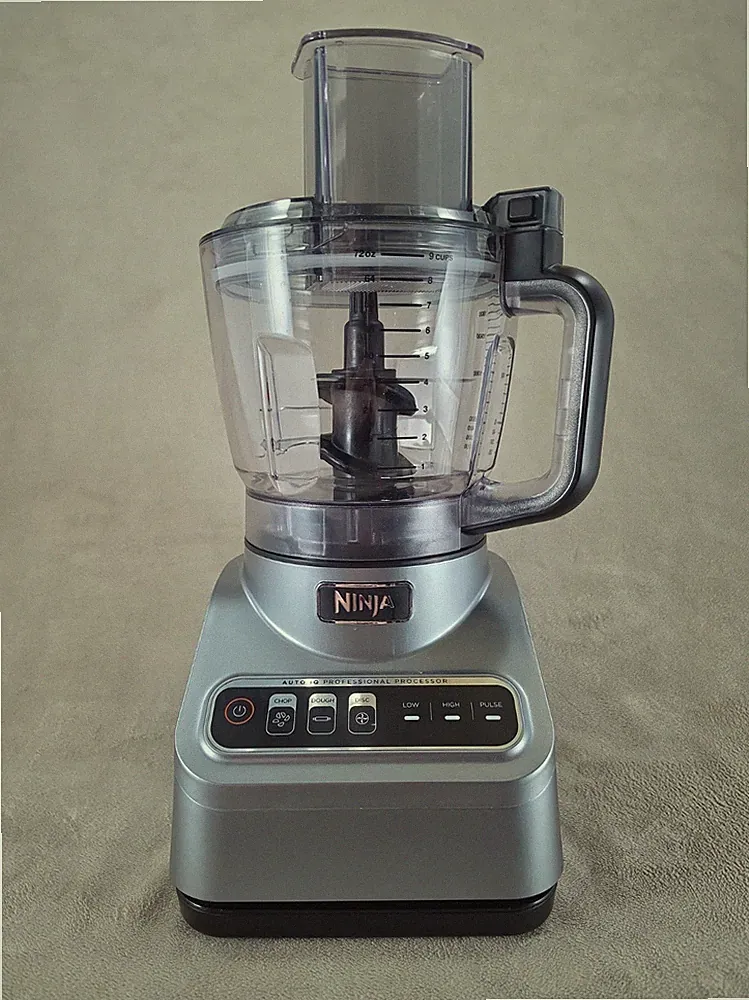 Ninja Auto-iQ 9-Cup BN600 Professional Food Processor 1000 Peak Watts