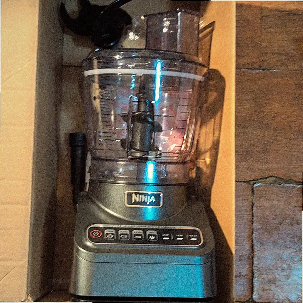 Ninja Auto-iQ Professional 9-Cup 1000W Food Processor w/ Bowl Lid Blades