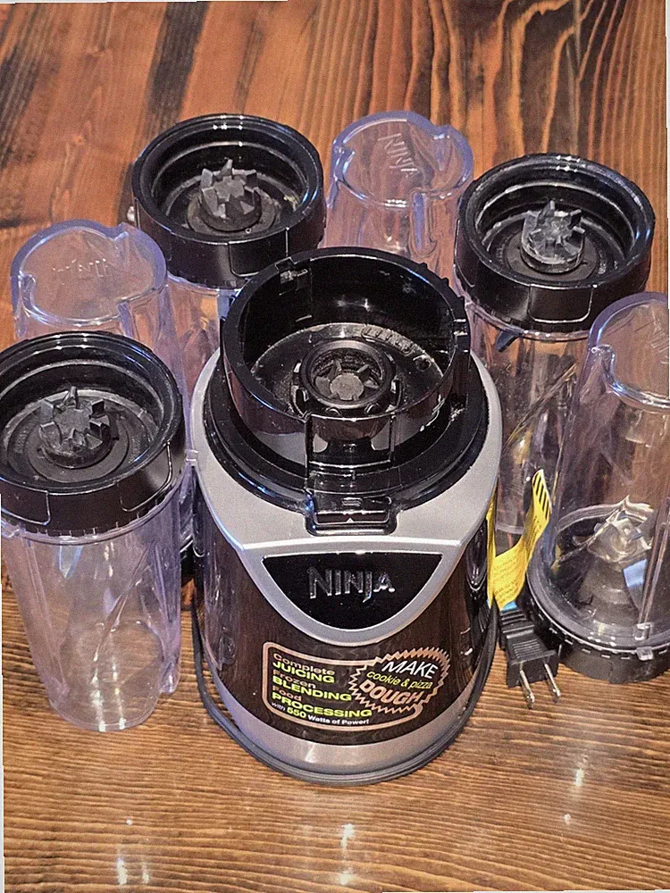 Ninja BL201 30 Food Processor Juicer, Pulse Blender, Kitchen Mixer System