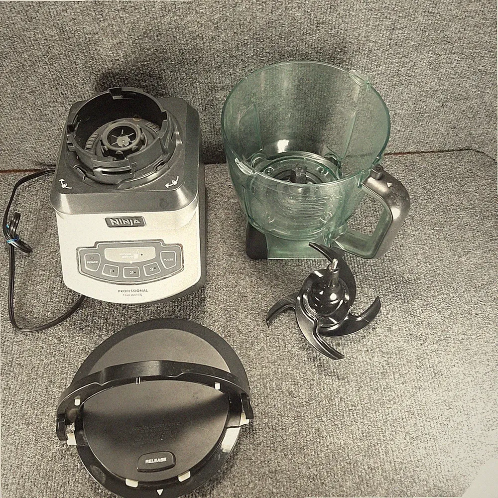 Ninja BL660B Professional 1100W Motor Base W/ 64oz 8-Cup Food Processor Bowl Lid