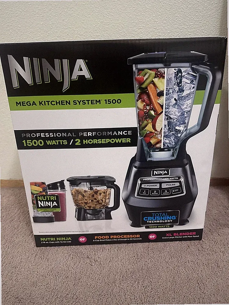 Ninja BL770 Kitchen System, 1500W, 72oz Pitcher, 8-Cup Bowl, Black