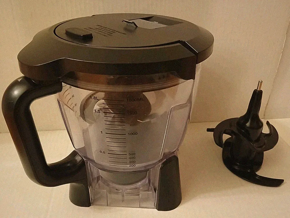 Ninja Blender Food Processor 64 oz Bowl Pitcher with Dough and Slicer Blades