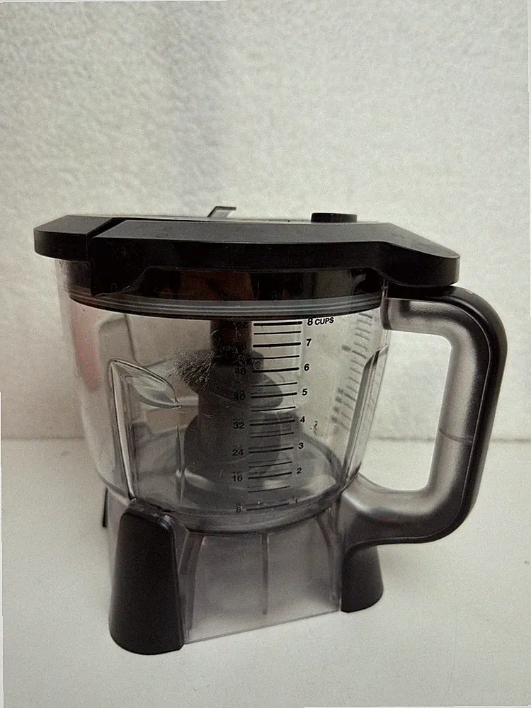 Ninja Blender Food Processor Bowl 64oz 8 Cup W/Blade & Lid BL687 Excellent Cond.