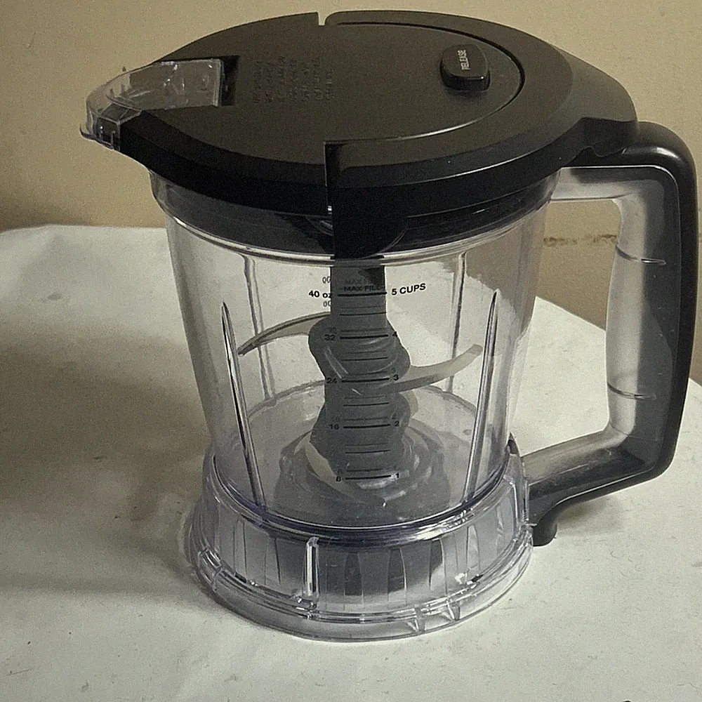 Ninja Blender Food Processor Bowl Pitcher 40oz 5 Cup, Double Blade, MINT COND