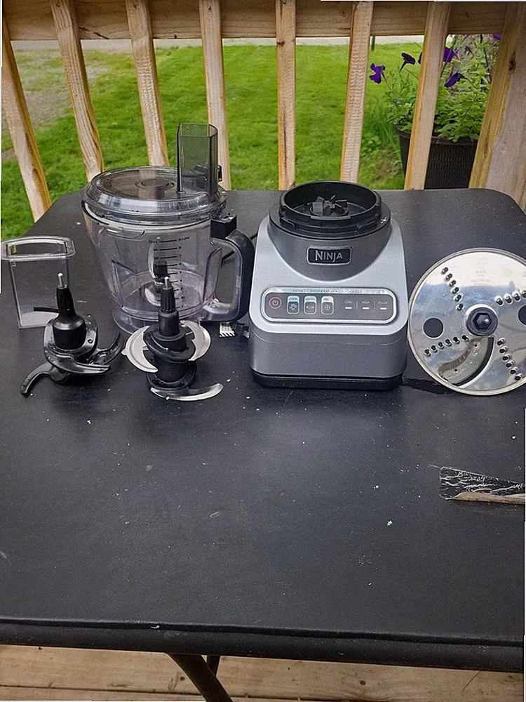 Ninja BN Series 30 Auto IQ Professional Food Processor Blender w/ 72oz Canister